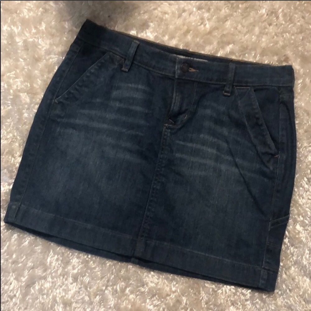 Old Navy Mini Jean Skirt EXCELLENT CONDITION!!
